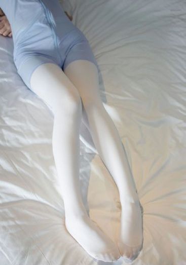 《漂亮的女邻居》在线_BD英语动漫免费观看
